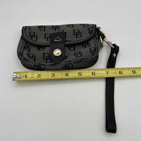 Dooney & Bourke Black Monogram Logo Wristlet Clutch Wallet Y2K‎ Purse Zip Snap - Picture 10 of 11